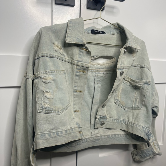 Blue Jean Women's Distressed Light Blue Denim Jacket - Picture 3 of 3